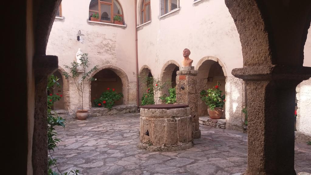 La Casetta Dei Desideri Poggio Bustone Exterior photo